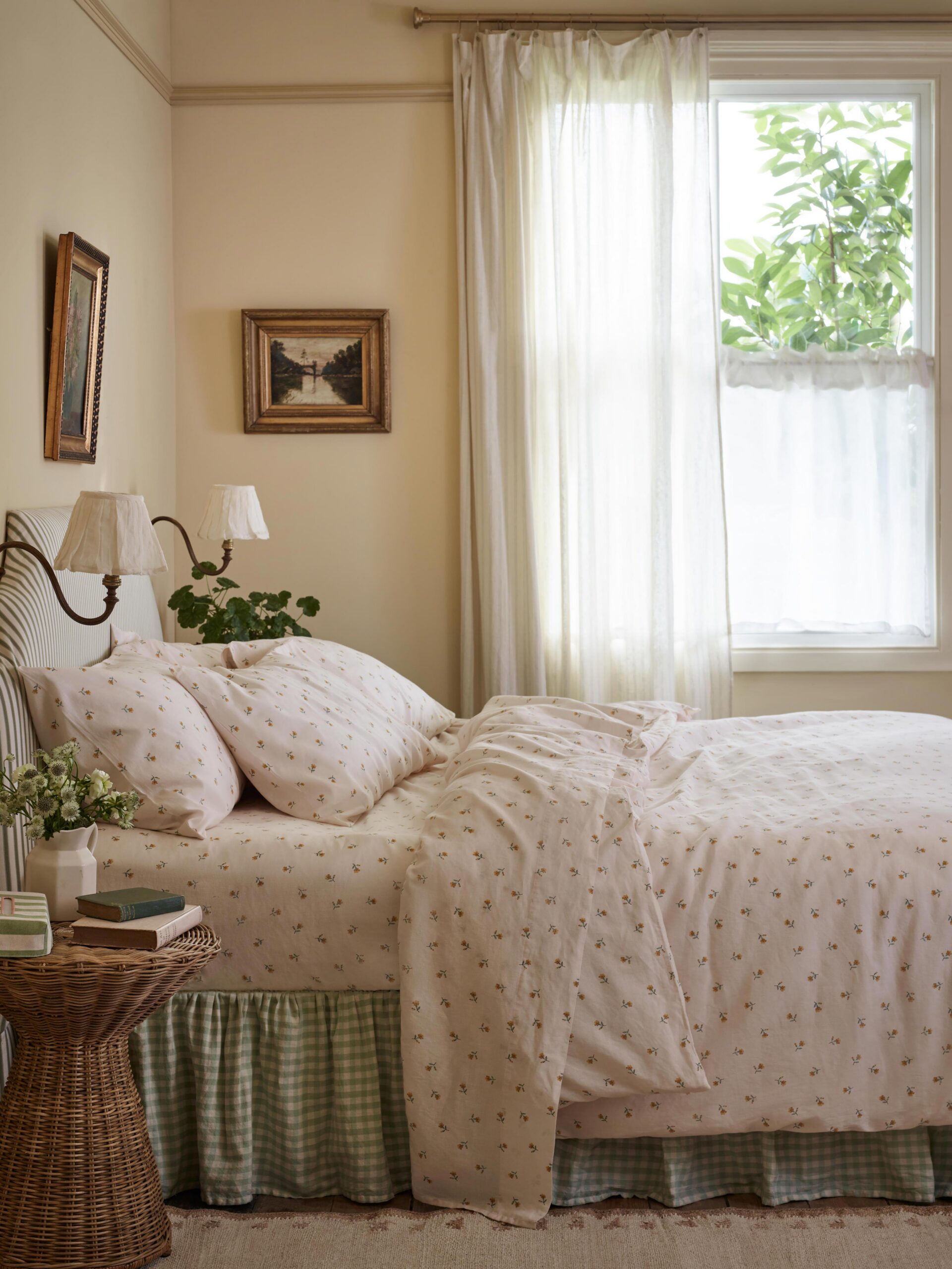 Honey Posy Bud Linen Blend Duvet Cover - Image 2