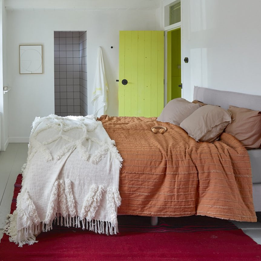 Bedspread - white linen fringe - Image 3